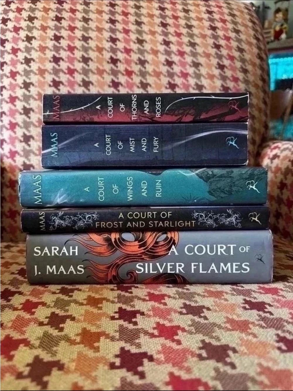 Original covers of A Court of thorns and roses series